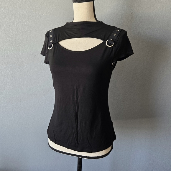 5 for 25! M Killstar Xara Keyhole High Neck Top - Picture 2 of 5